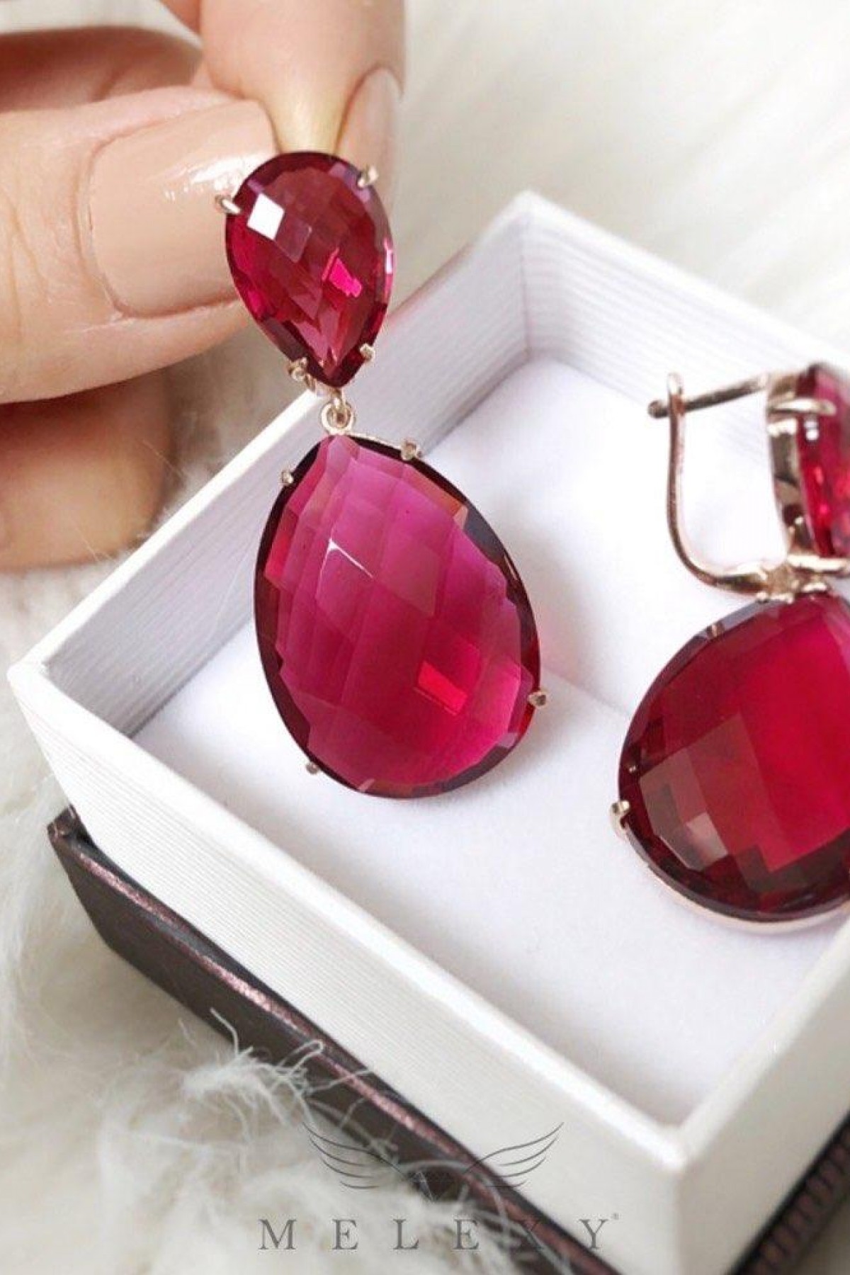 Yakut Angelina Küpe